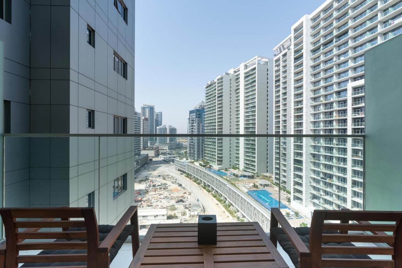 Stunning Studio Near Burj Khalifa ดูไบ ภายนอก รูปภาพ